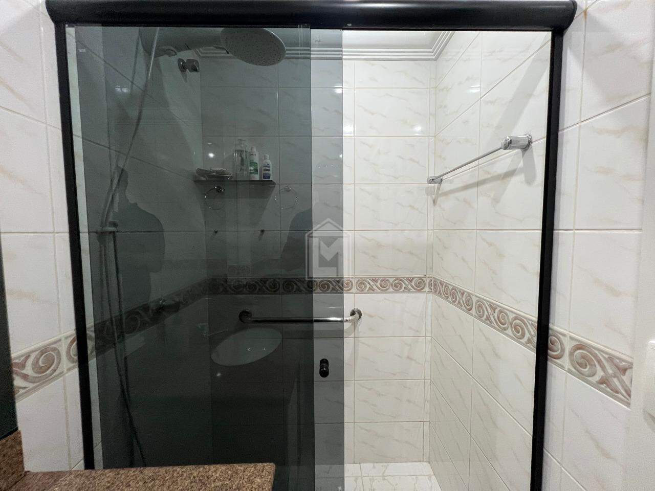 Apartamento à venda com 3 quartos, 107m² - Foto 8