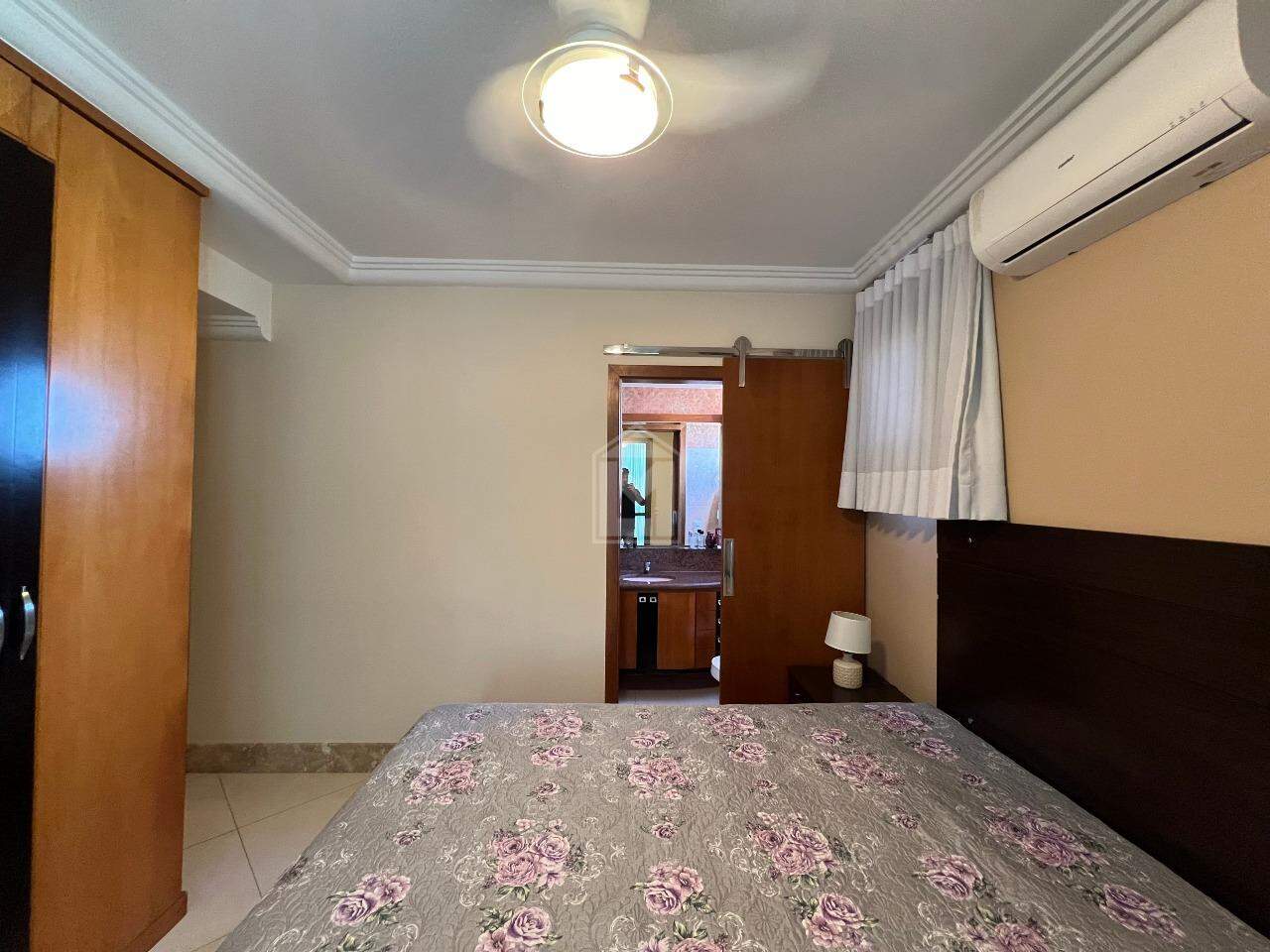 Apartamento à venda com 3 quartos, 107m² - Foto 13