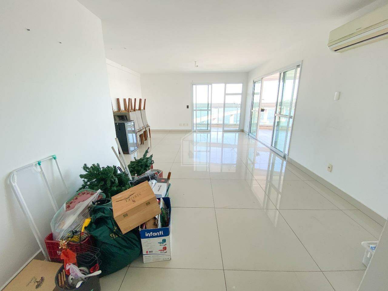 Cobertura para alugar com 3 quartos, 260m² - Foto 6