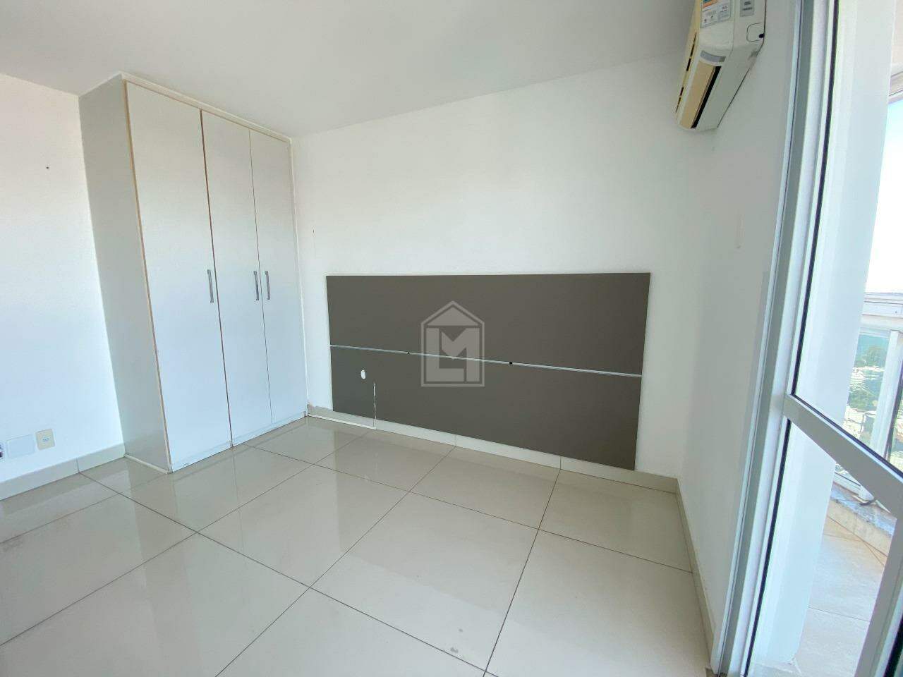 Cobertura para alugar com 3 quartos, 260m² - Foto 11