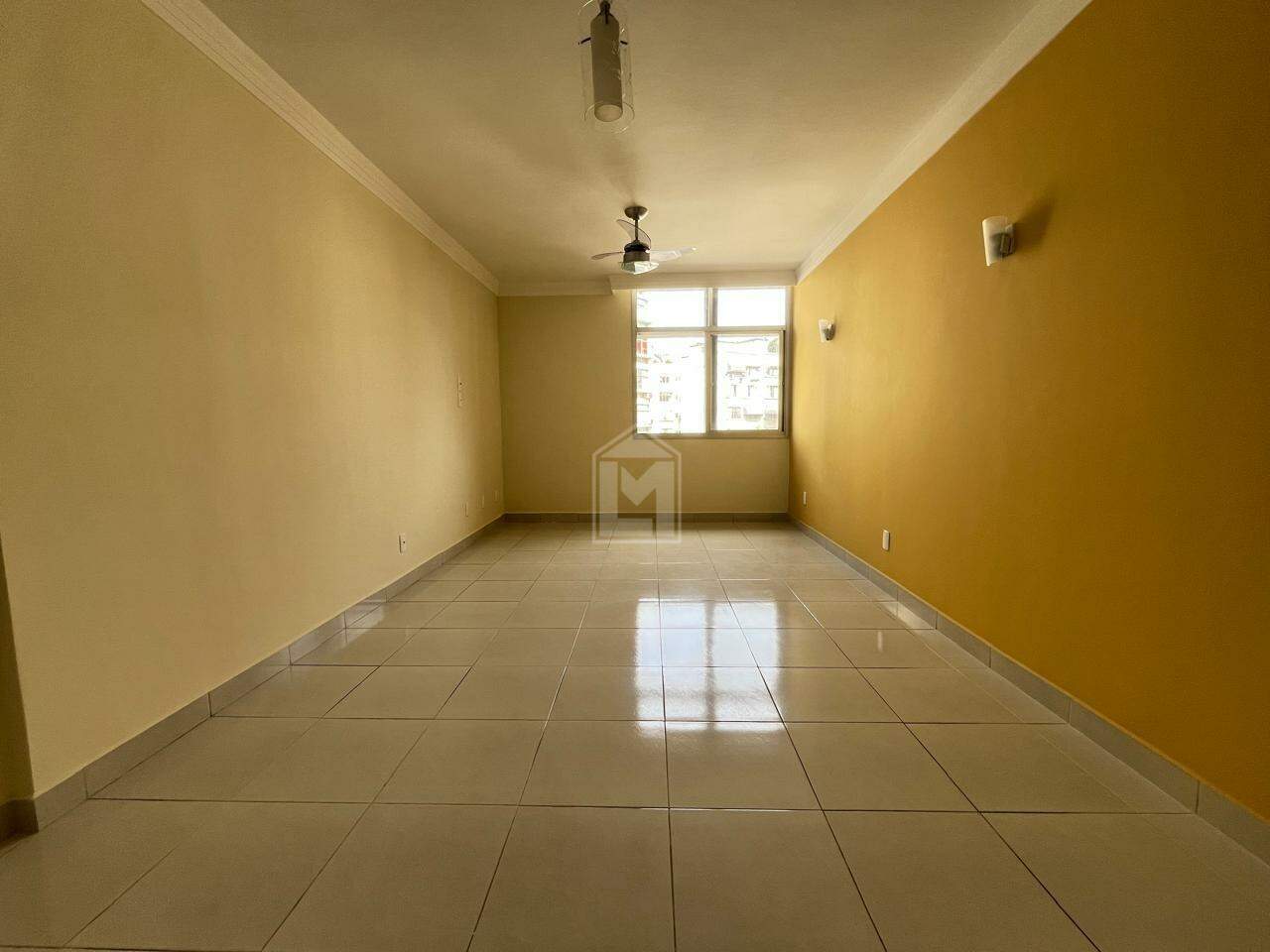 Apartamento para alugar com 3 quartos, 120m² - Foto 2