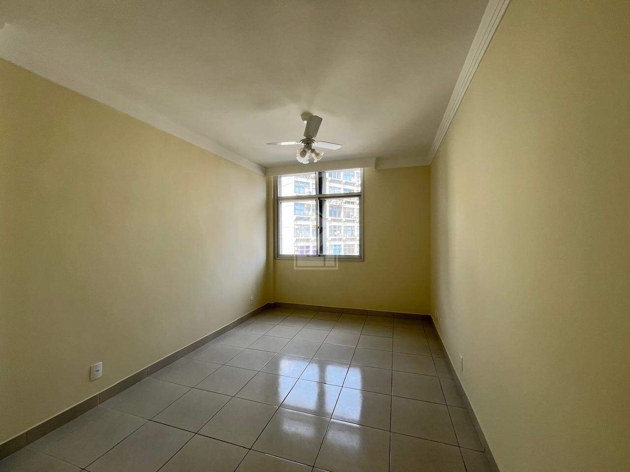 Apartamento para alugar com 3 quartos, 120m² - Foto 5