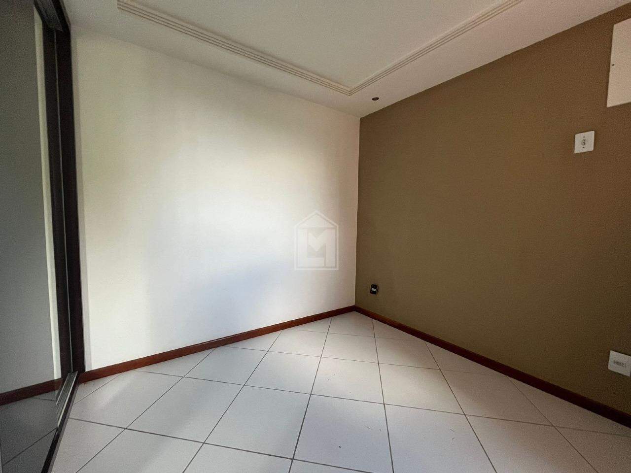 Apartamento para alugar com 2 quartos, 65m² - Foto 16