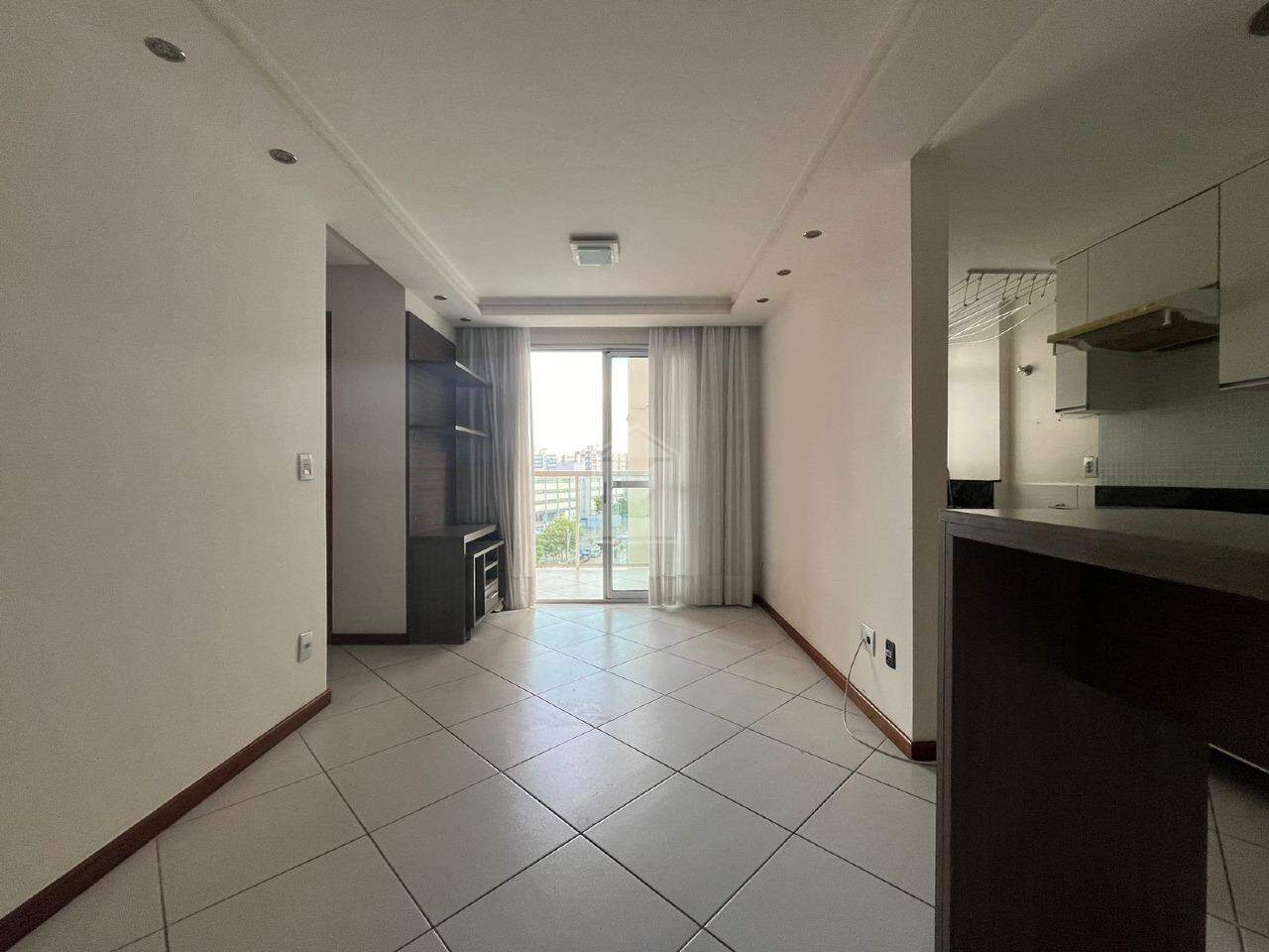 Apartamento para alugar com 2 quartos, 65m² - Foto 3