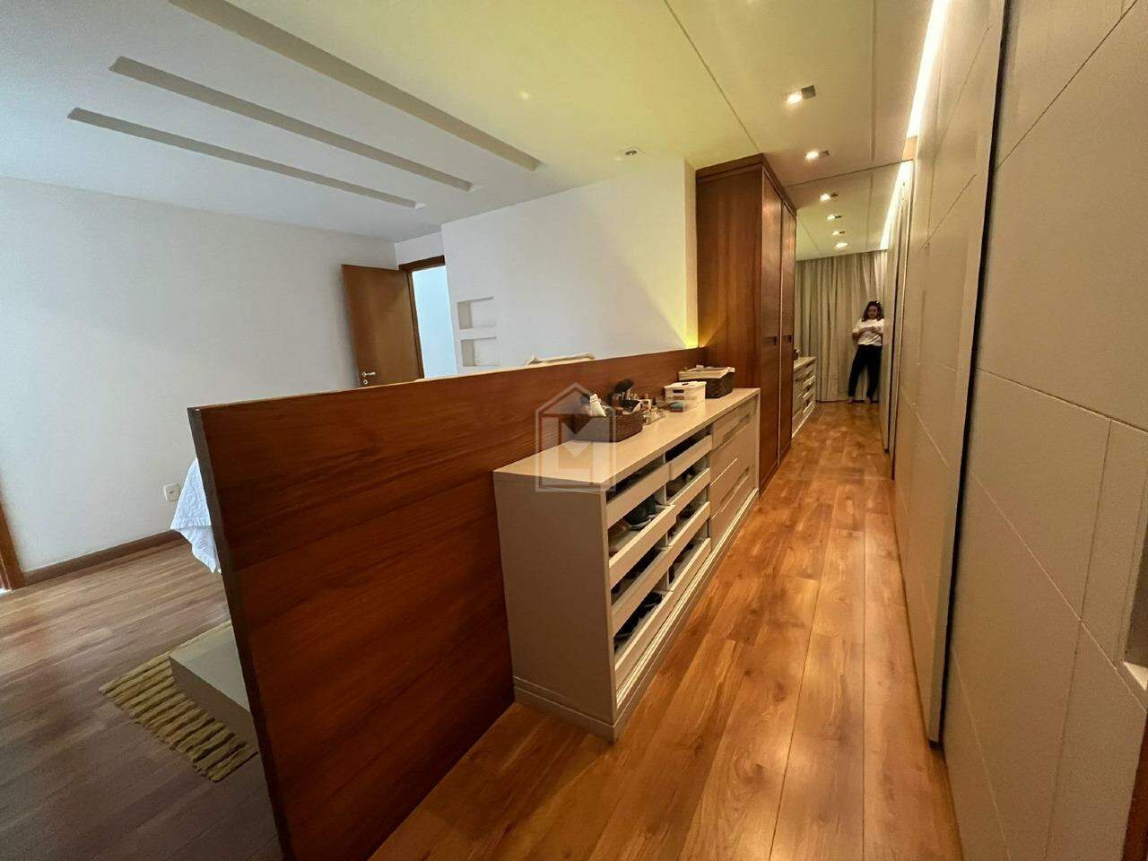 Apartamento à venda com 3 quartos, 150m² - Foto 10