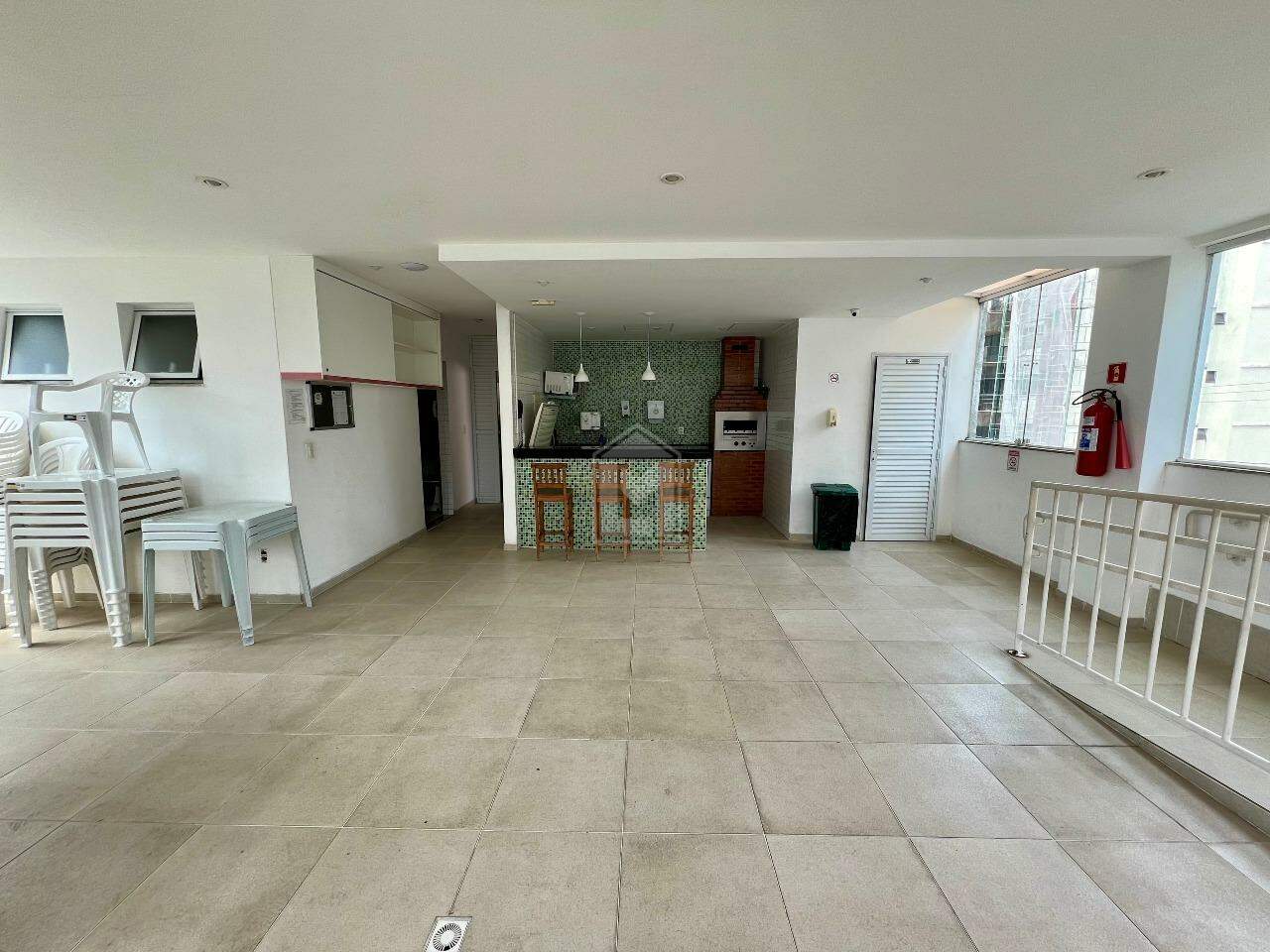 Apartamento para alugar com 2 quartos, 67m² - Foto 18