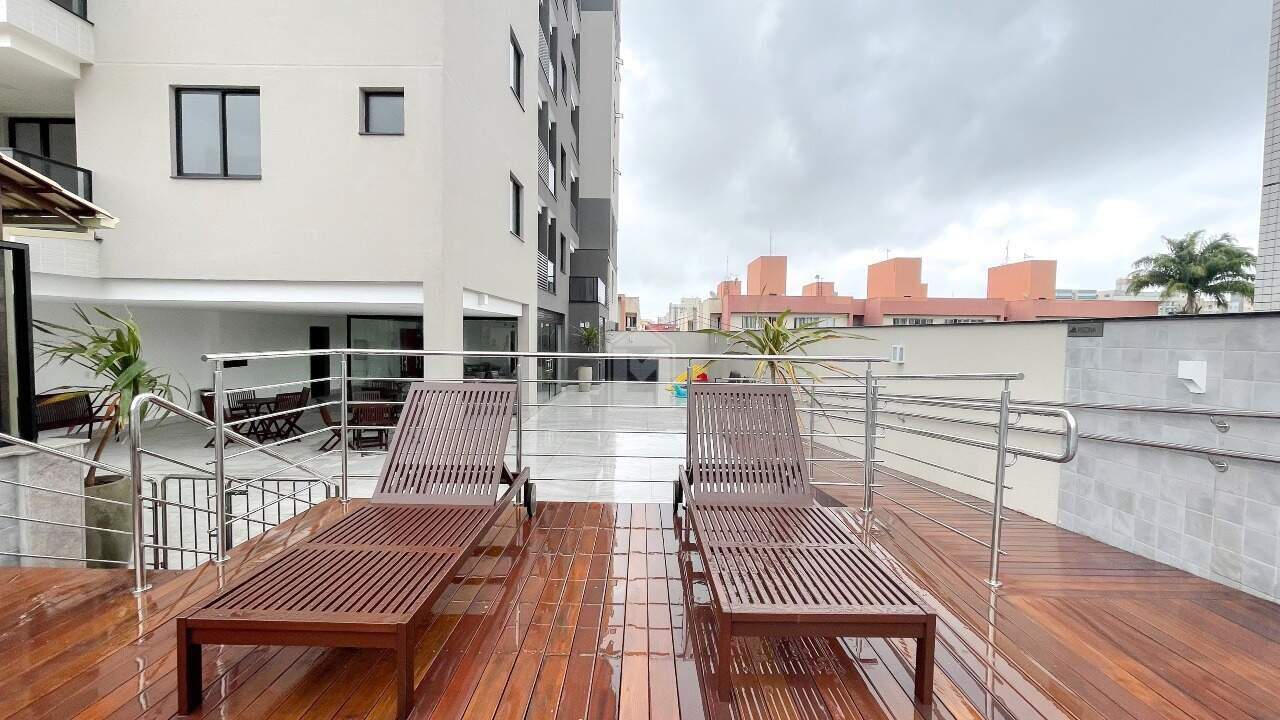 Apartamento para alugar com 2 quartos, 65m² - Foto 10