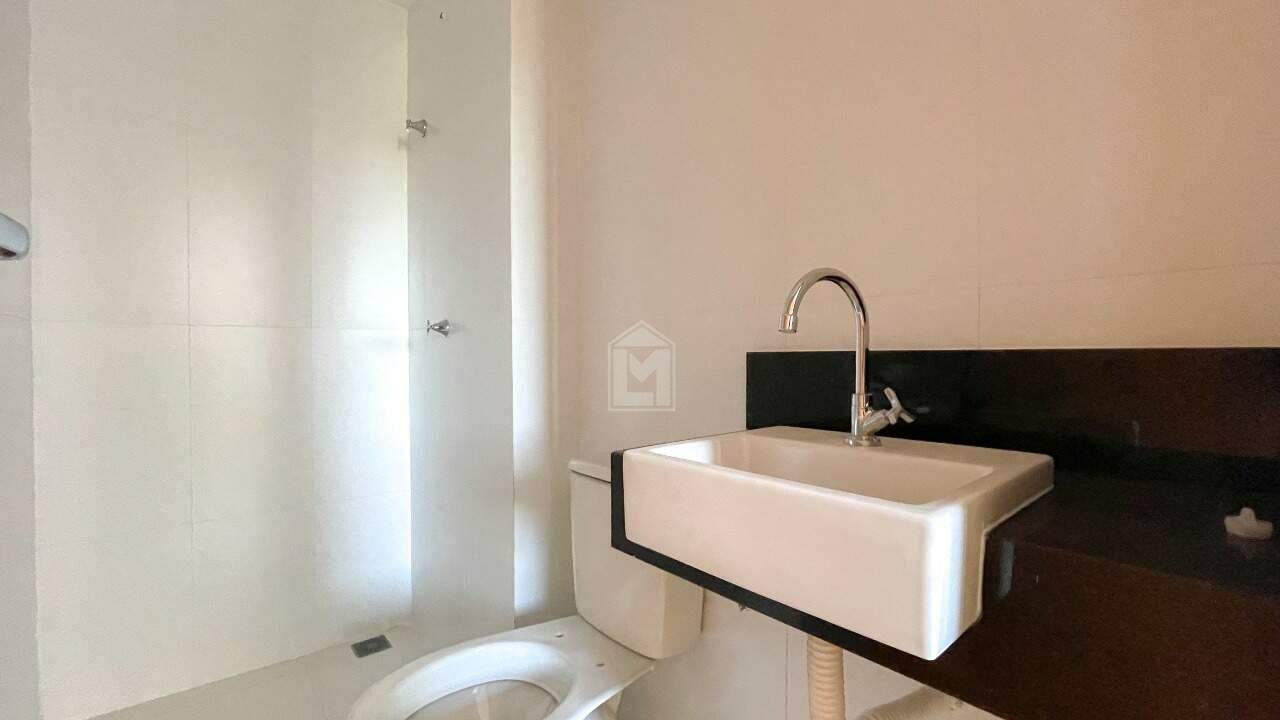 Apartamento para alugar com 2 quartos, 65m² - Foto 4