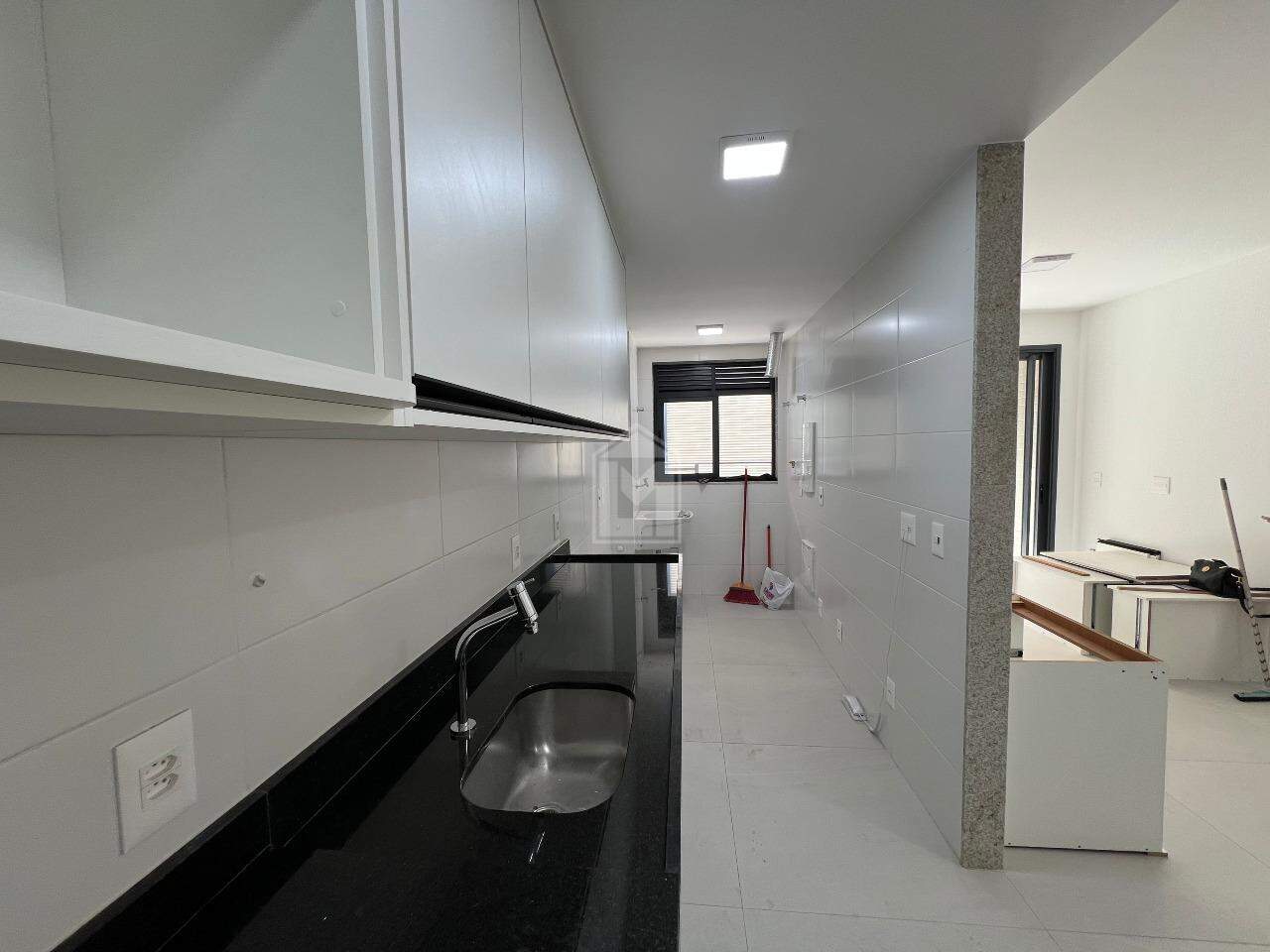 Apartamento para alugar com 2 quartos, 68m² - Foto 6