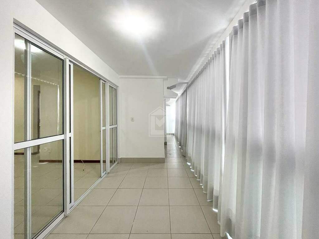 Apartamento para alugar com 3 quartos, 100m² - Foto 2