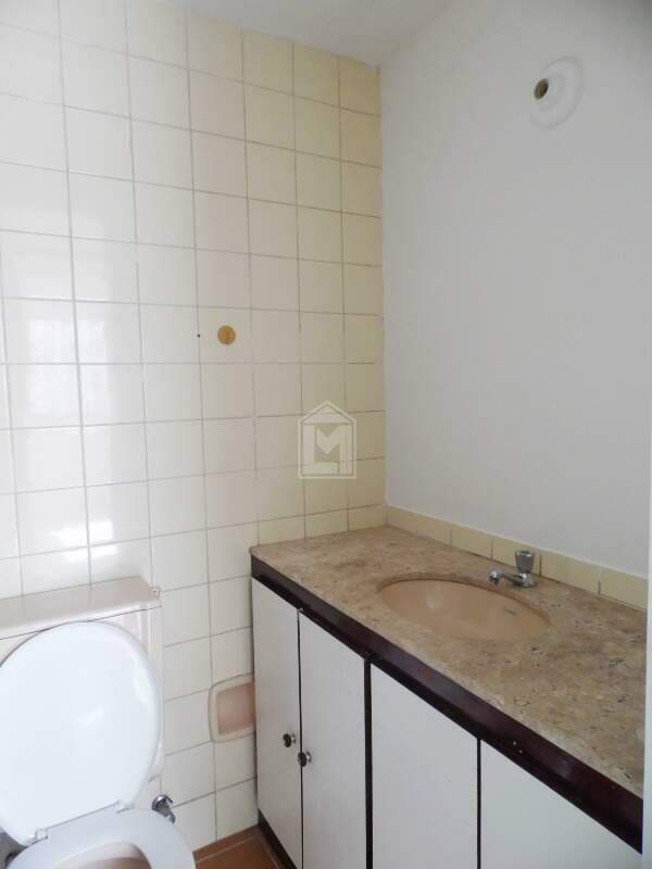 Apartamento para alugar com 2 quartos, 80m² - Foto 9