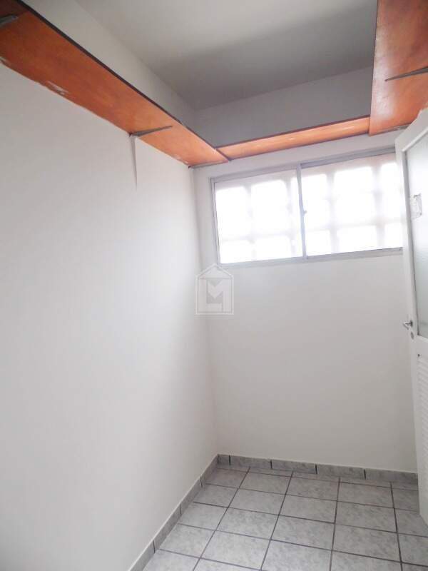 Apartamento para alugar com 2 quartos, 80m² - Foto 8