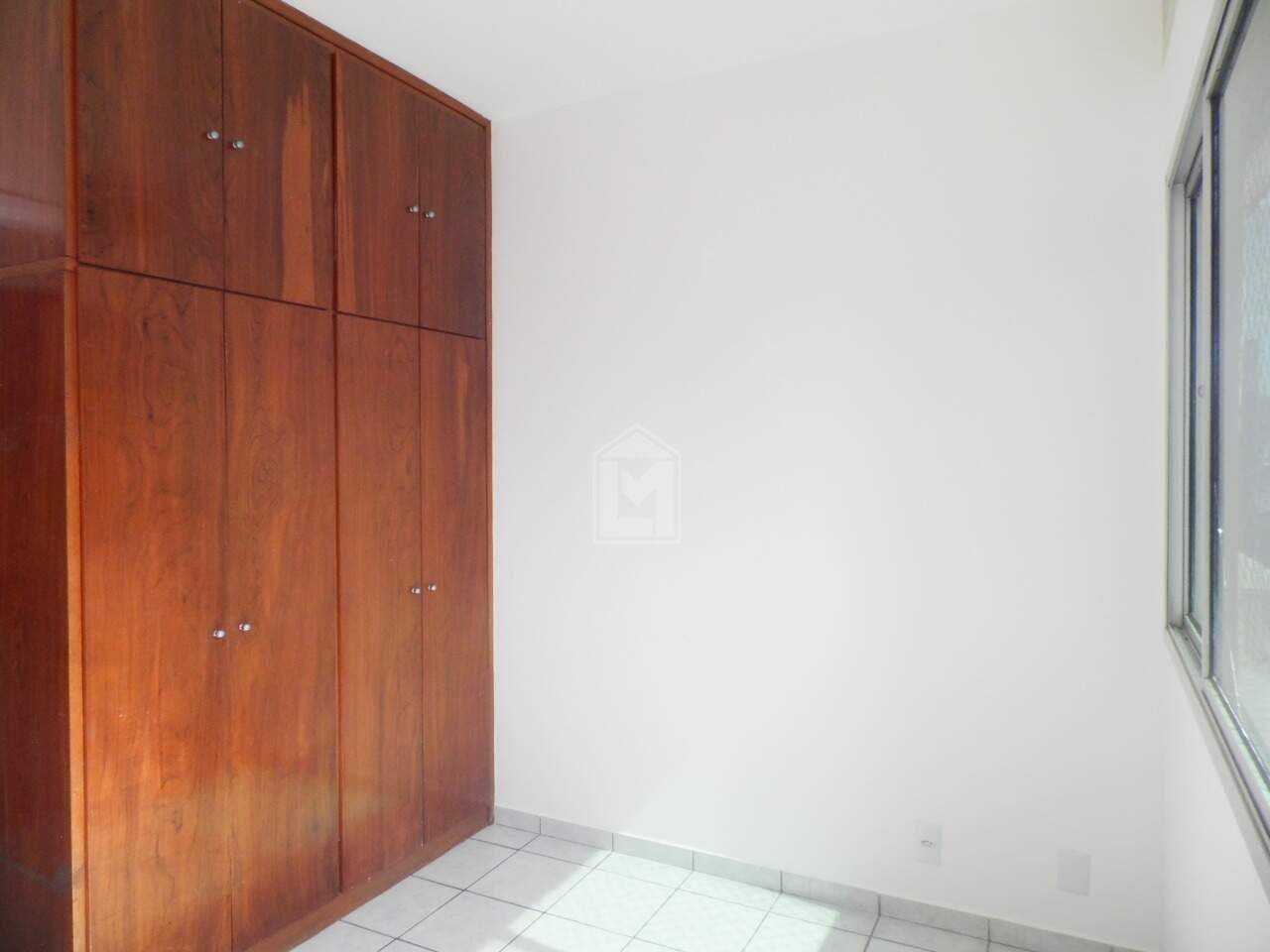 Apartamento para alugar com 2 quartos, 80m² - Foto 6