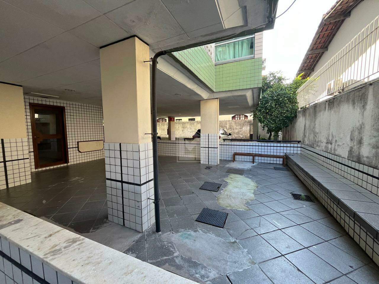 Apartamento à venda com 3 quartos, 98m² - Foto 26