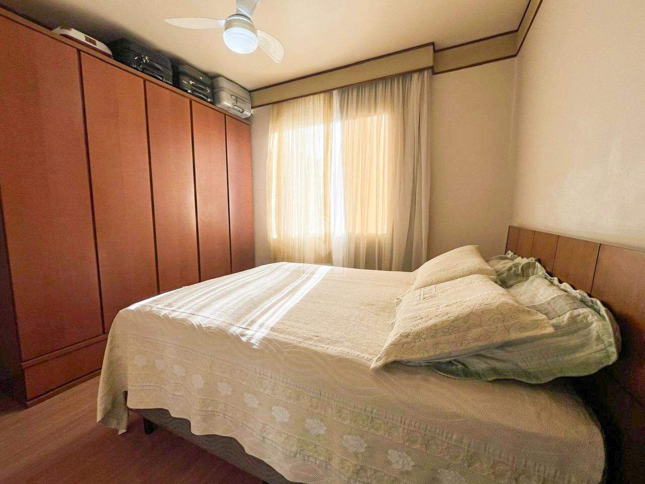 Apartamento à venda com 3 quartos, 98m² - Foto 13