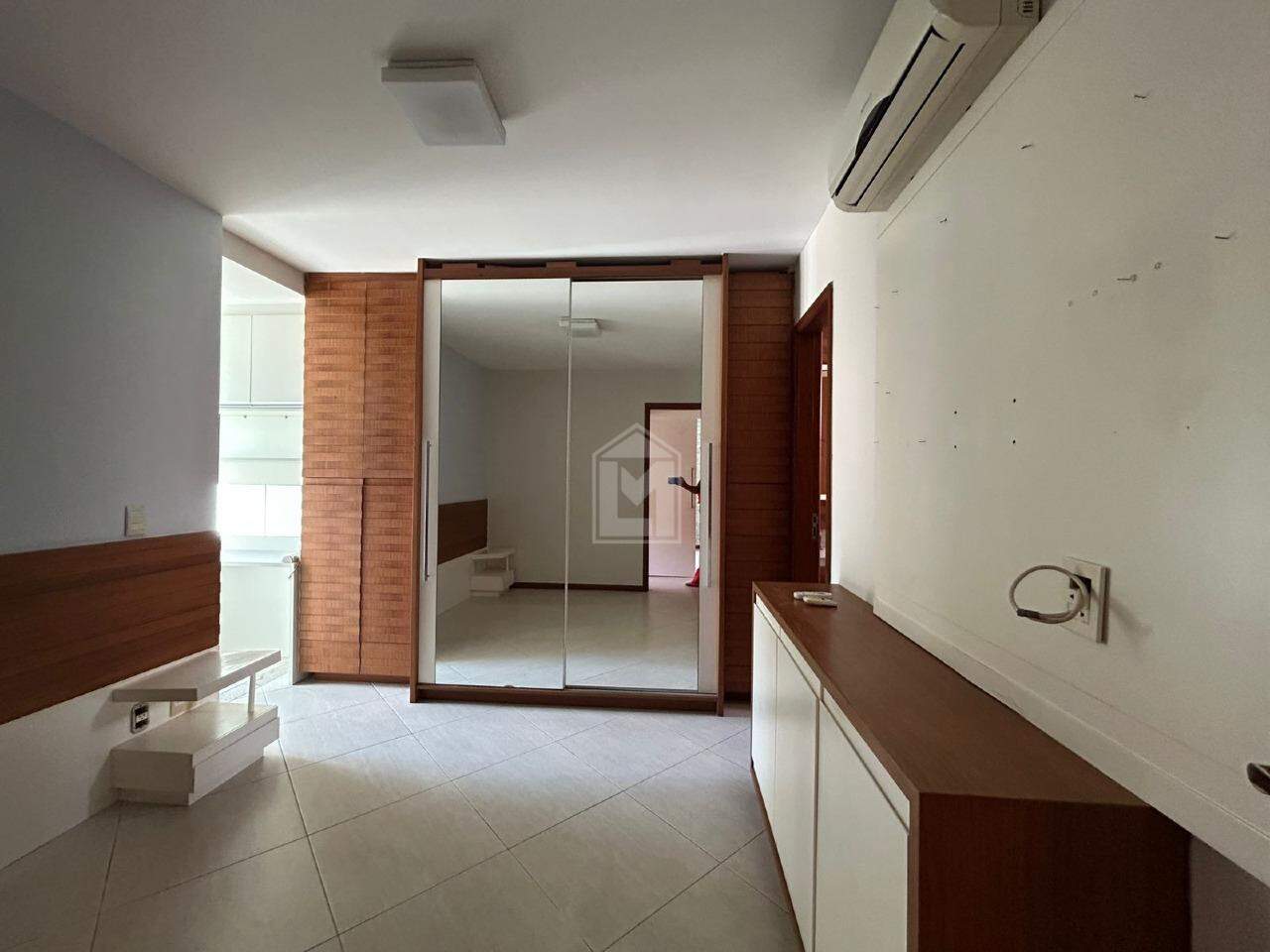 Apartamento à venda com 3 quartos, 95m² - Foto 10