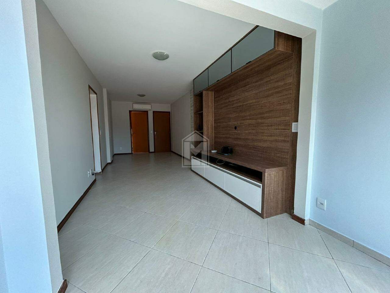 Apartamento à venda com 3 quartos, 95m² - Foto 3