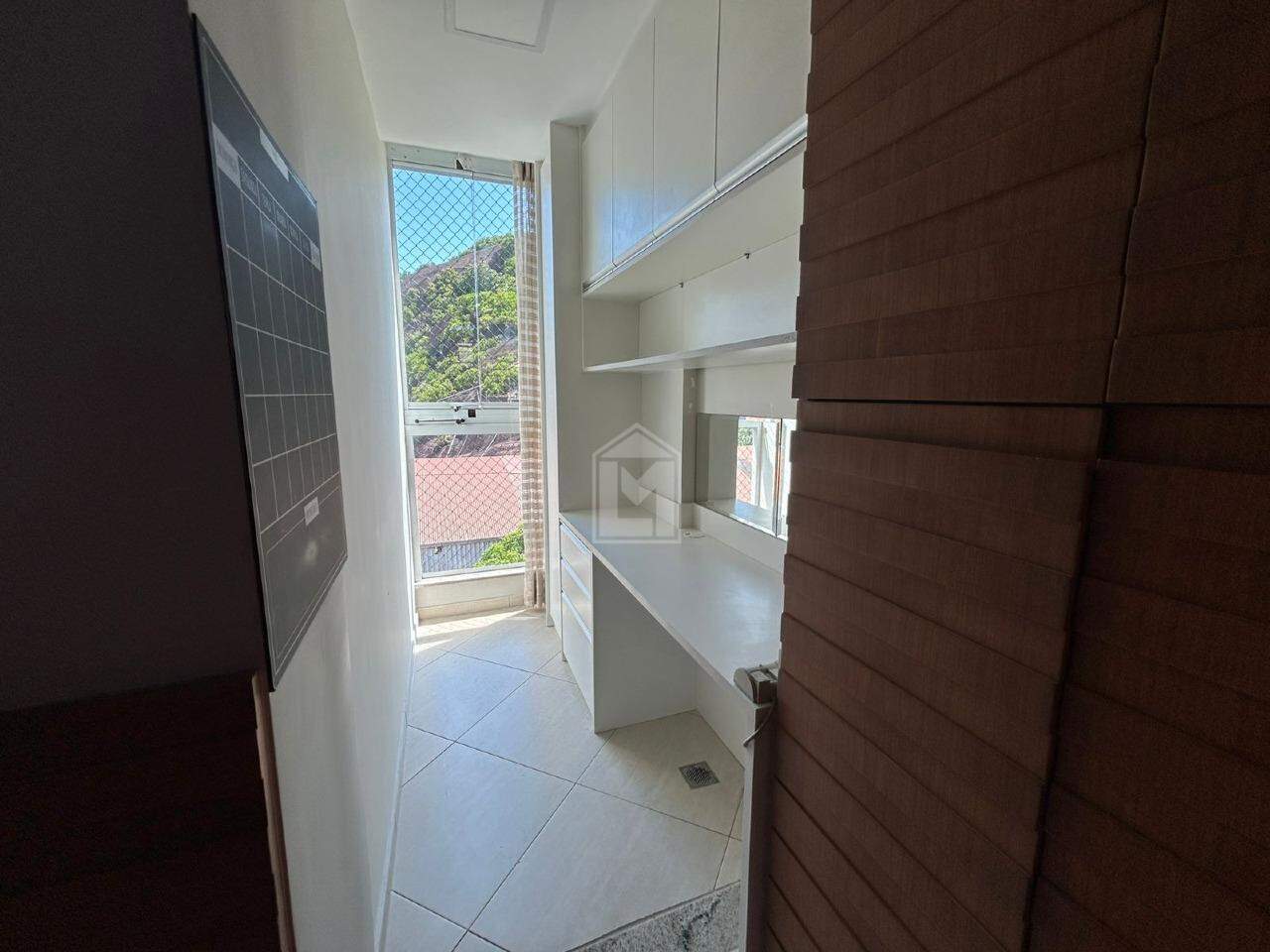 Apartamento à venda com 3 quartos, 95m² - Foto 13