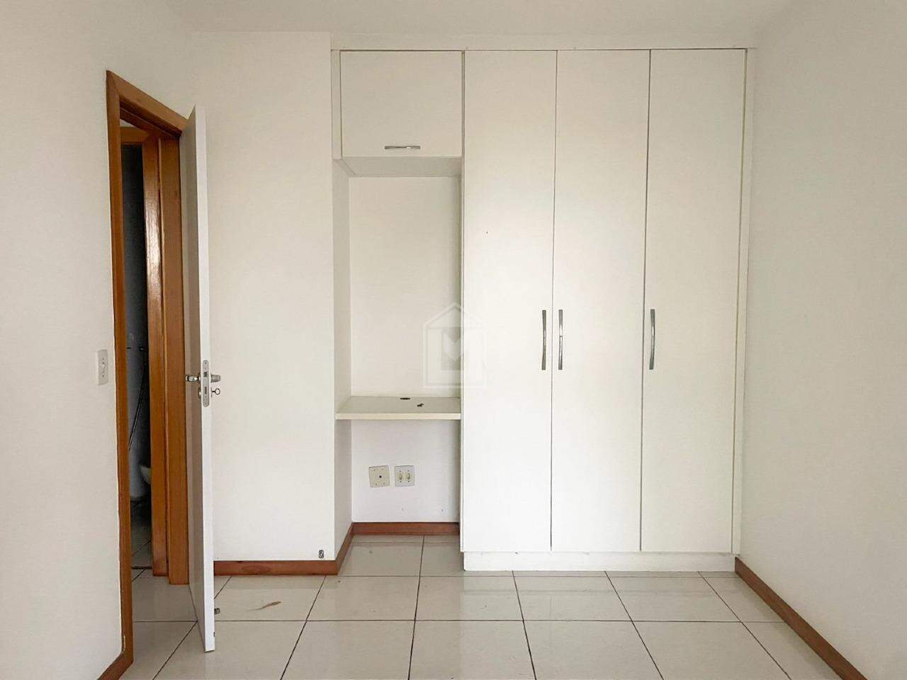 Apartamento para alugar com 2 quartos, 65m² - Foto 8