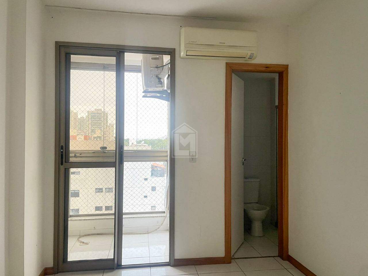 Apartamento para alugar com 2 quartos, 65m² - Foto 7