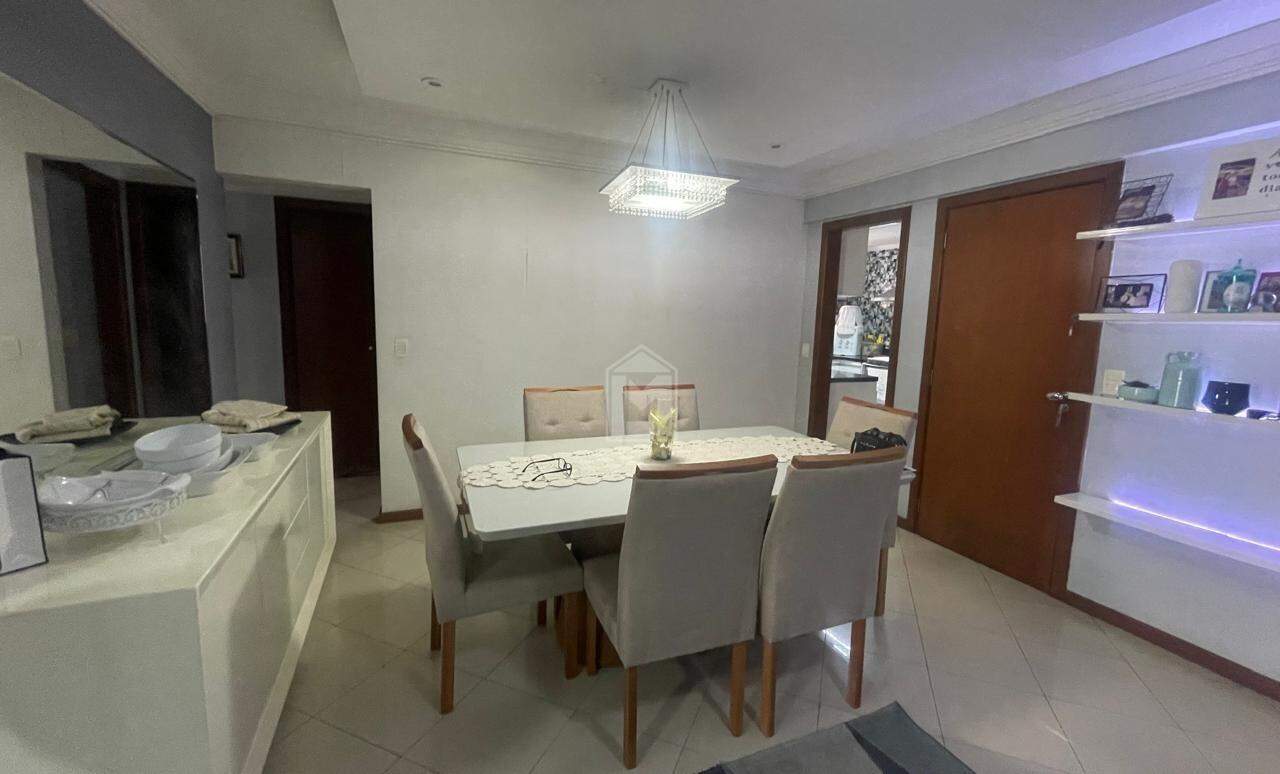 Apartamento à venda com 4 quartos, 140m² - Foto 6