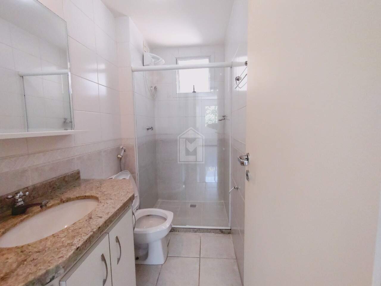 Apartamento para alugar com 2 quartos, 70m² - Foto 14