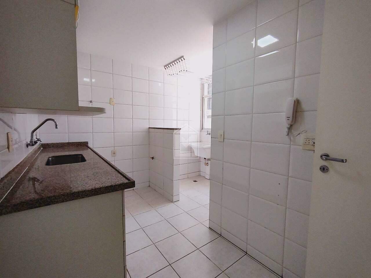 Apartamento para alugar com 2 quartos, 70m² - Foto 16