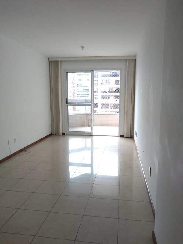 Apartamento para alugar com 2 quartos, 70m² - Foto 1