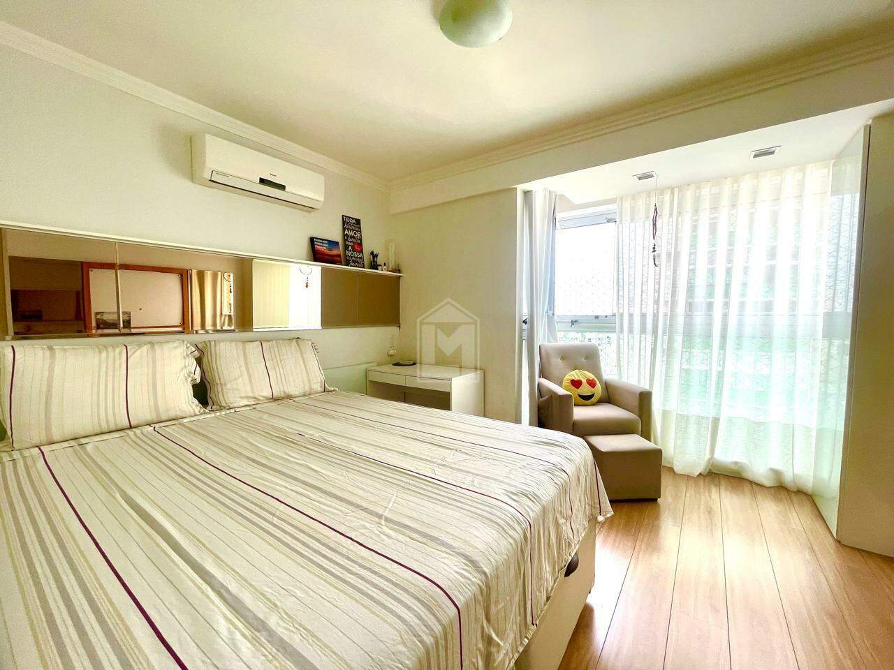 Apartamento à venda com 3 quartos, 108m² - Foto 5