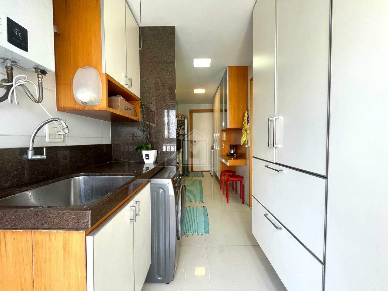 Apartamento à venda com 3 quartos, 108m² - Foto 14