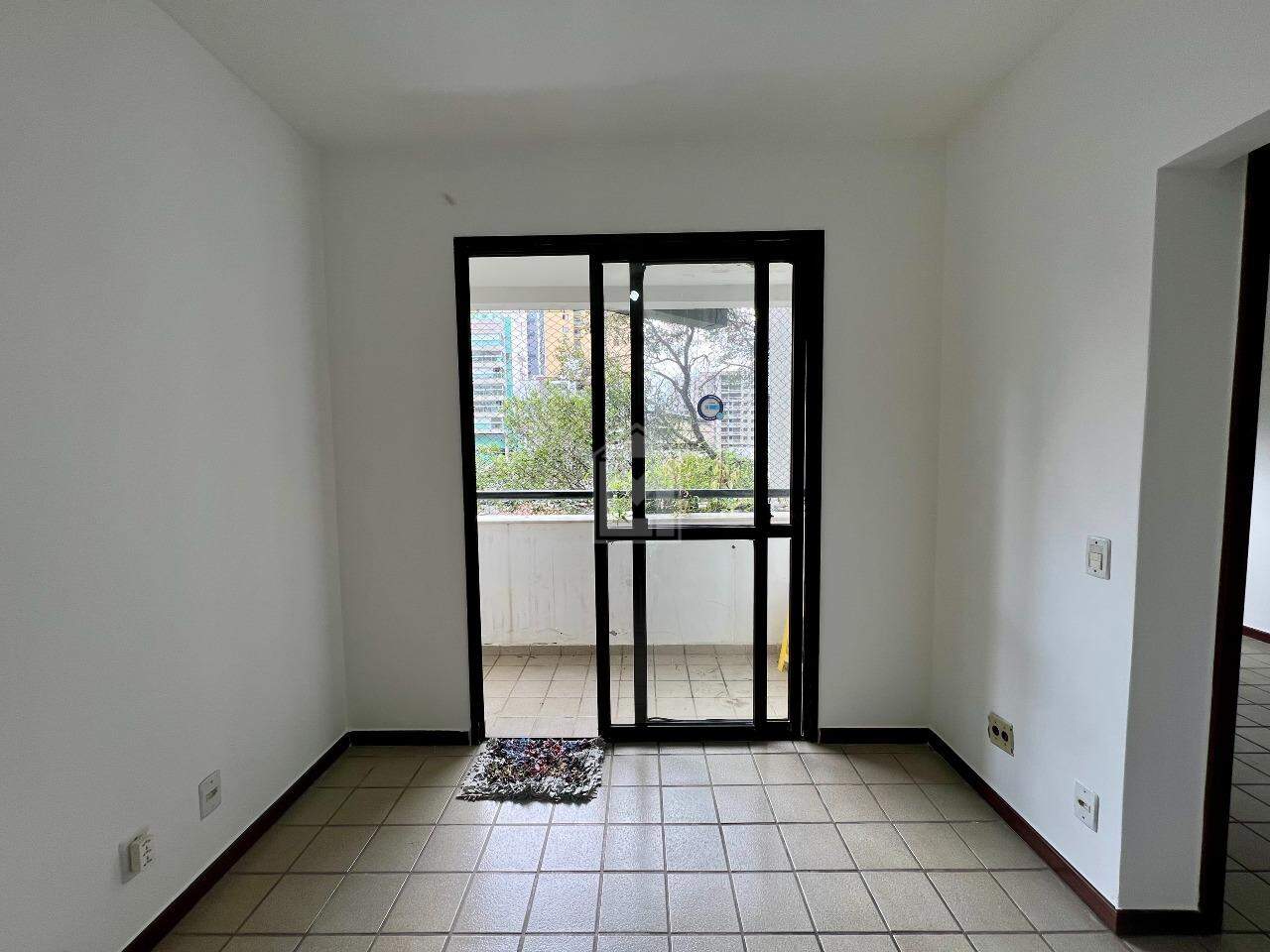 Apartamento para alugar com 2 quartos, 70m² - Foto 1