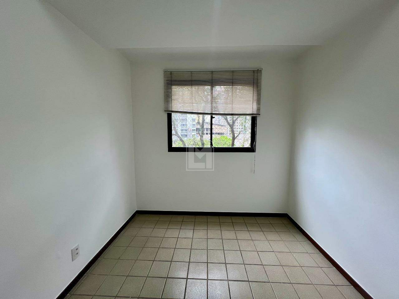 Apartamento para alugar com 2 quartos, 70m² - Foto 5