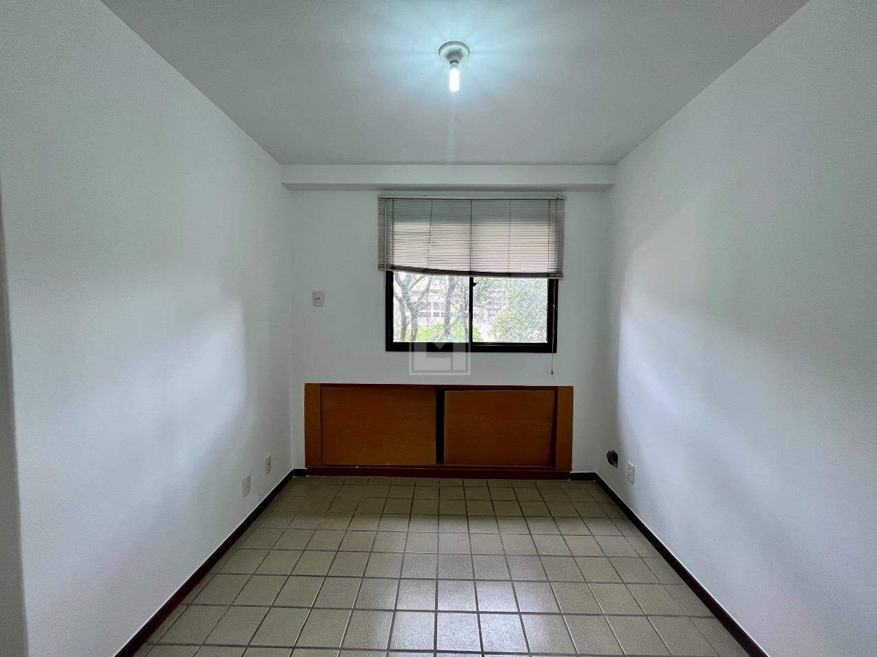 Apartamento para alugar com 2 quartos, 70m² - Foto 6