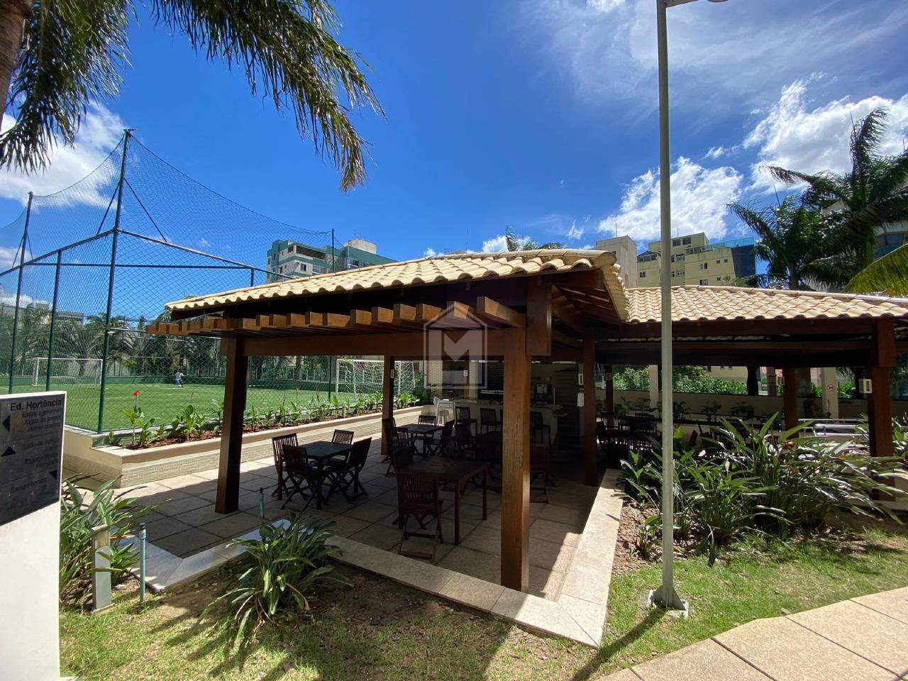 Apartamento para alugar com 3 quartos, 135m² - Foto 9