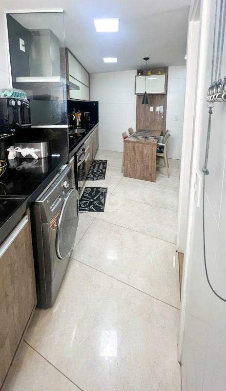 Apartamento à venda com 2 quartos, 72m² - Foto 16