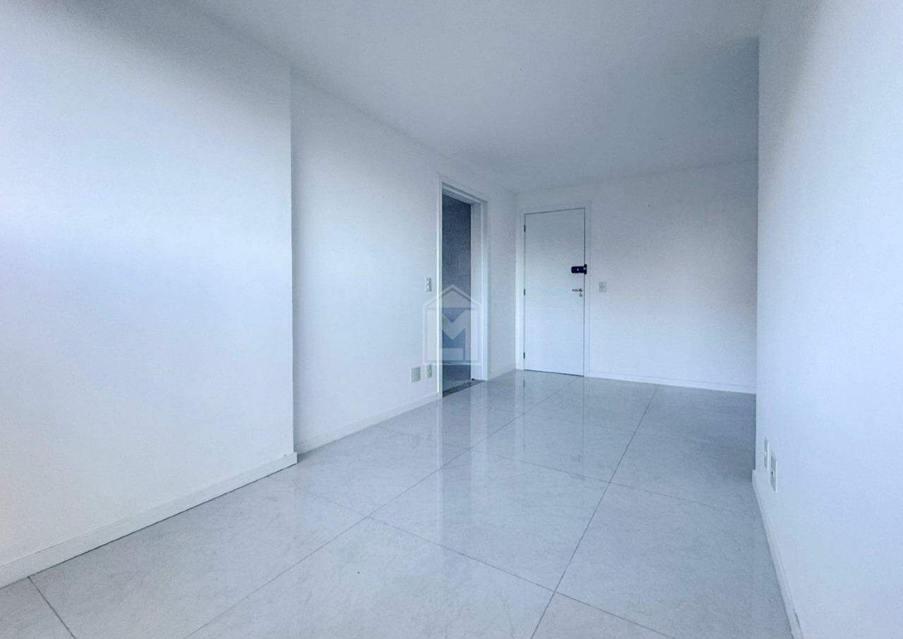 Apartamento à venda com 2 quartos, 63m² - Foto 7