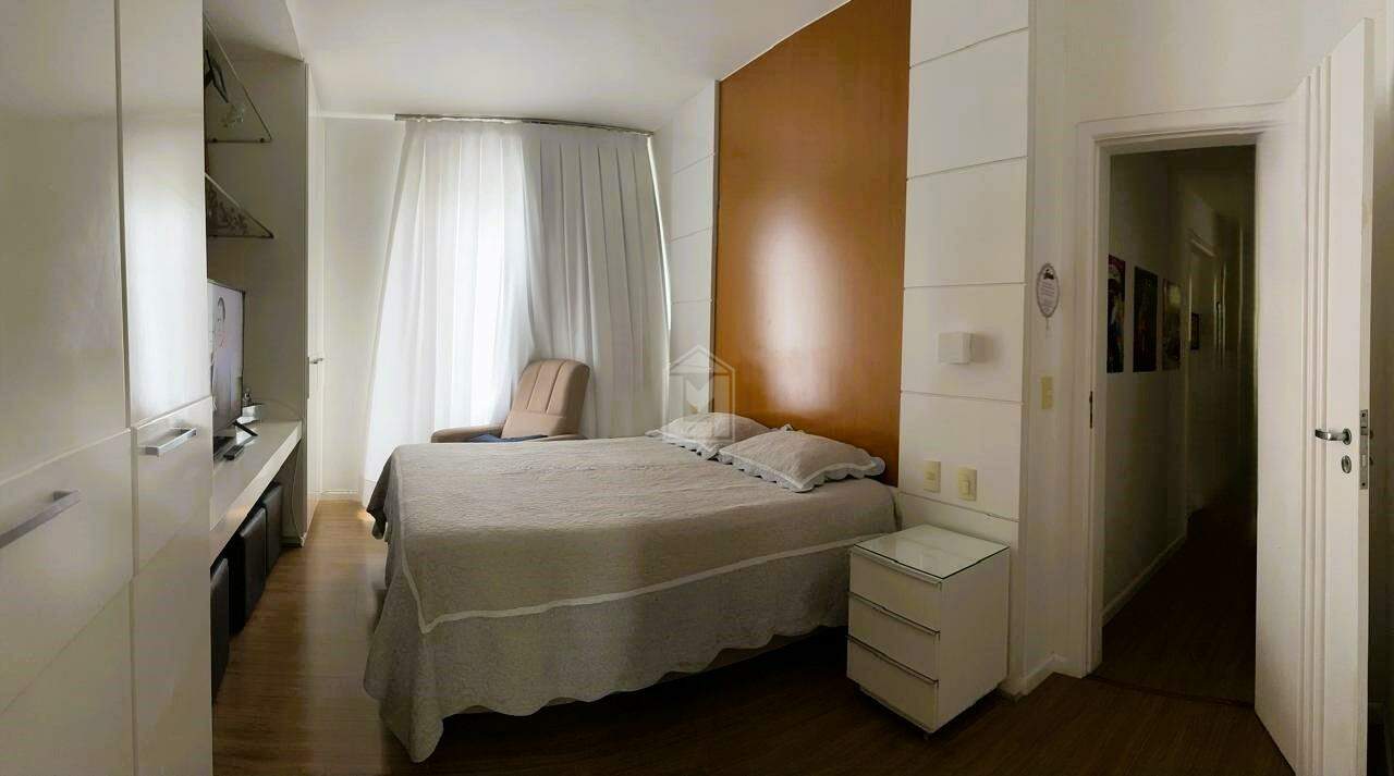 Apartamento à venda com 3 quartos, 120m² - Foto 16