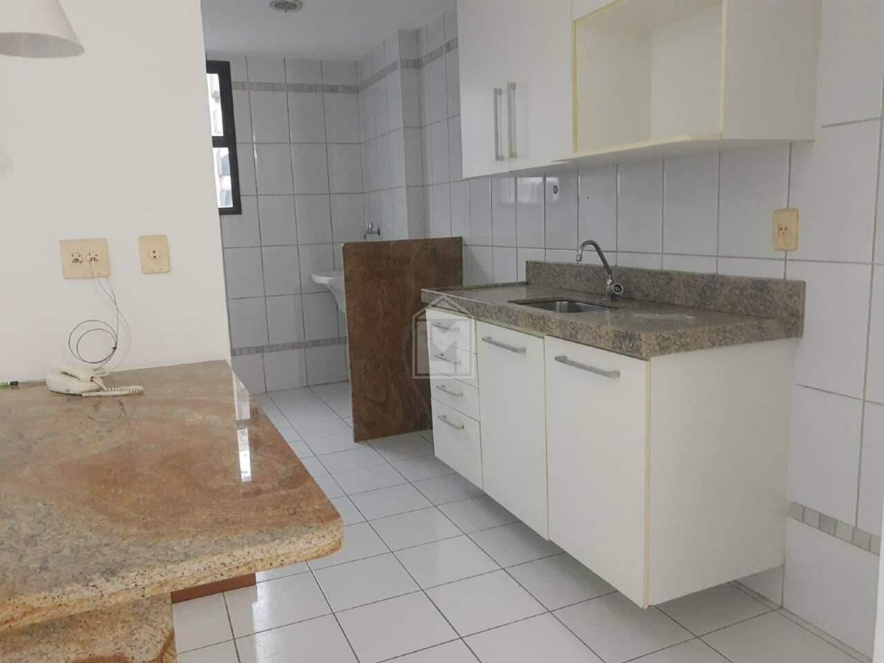 Apartamento para alugar com 1 quarto, 60m² - Foto 4