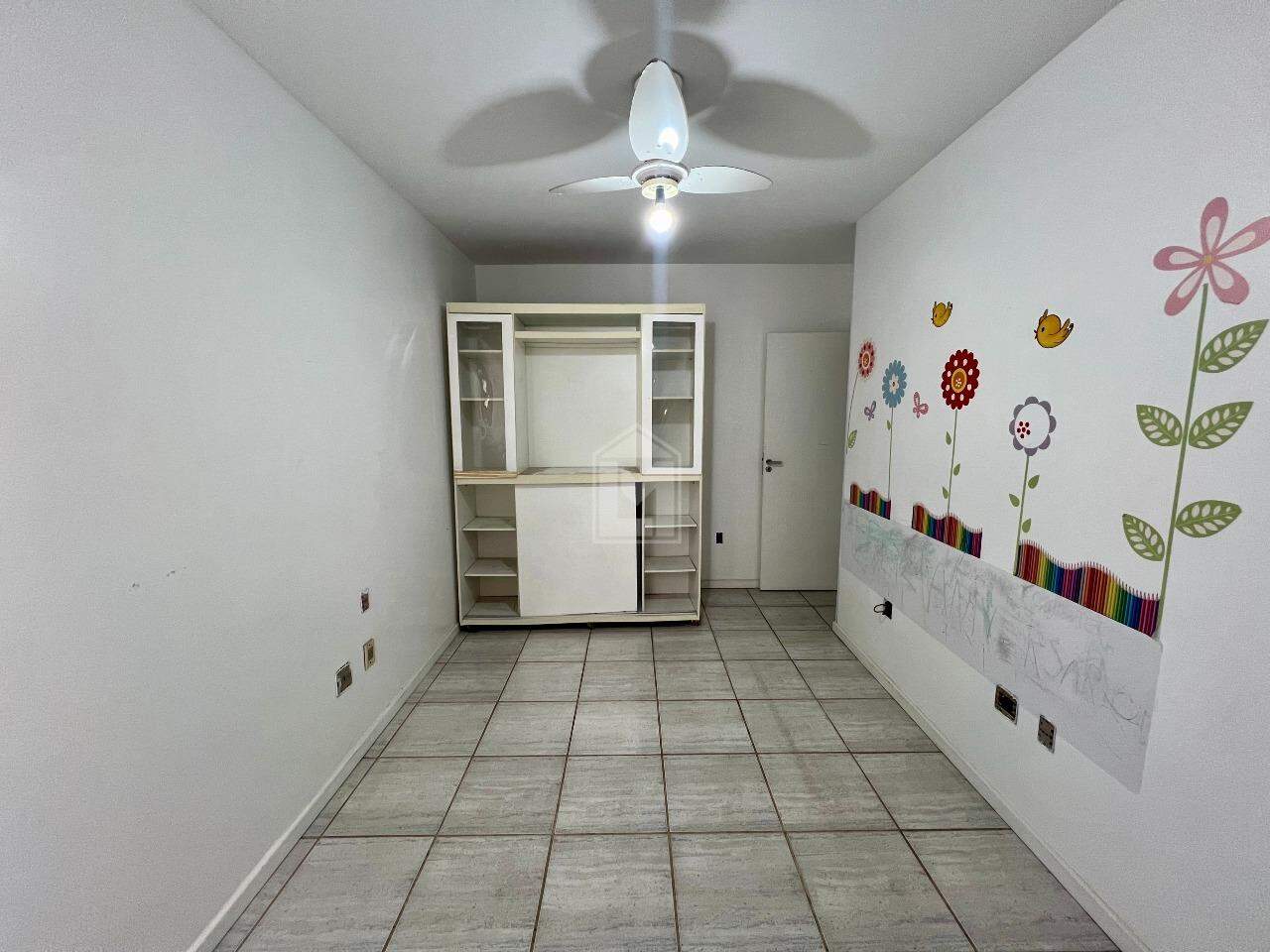 Apartamento à venda com 3 quartos, 120m² - Foto 8