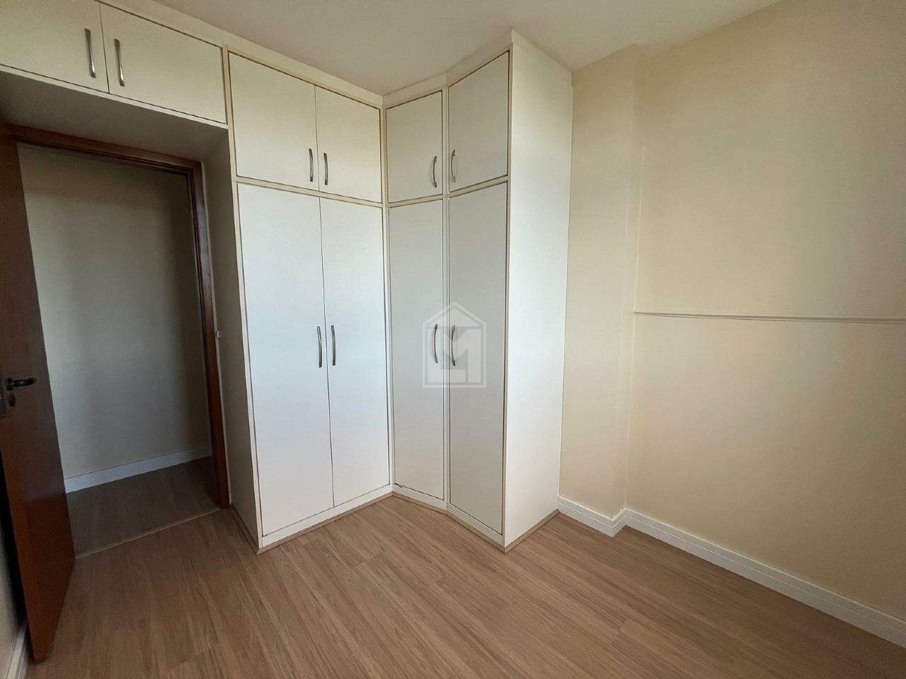 Apartamento à venda com 3 quartos, 78m² - Foto 11