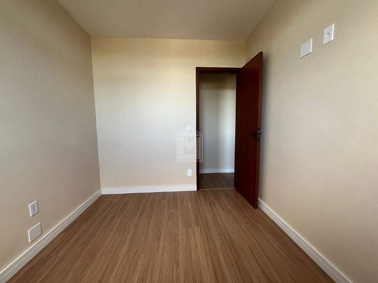 Apartamento à venda com 3 quartos, 78m² - Foto 14