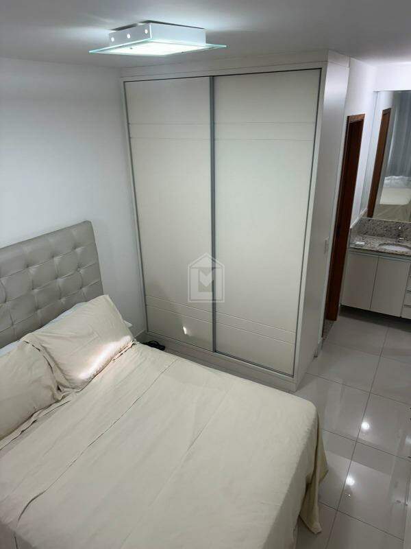 Apartamento à venda com 1 quarto, 40m² - Foto 1