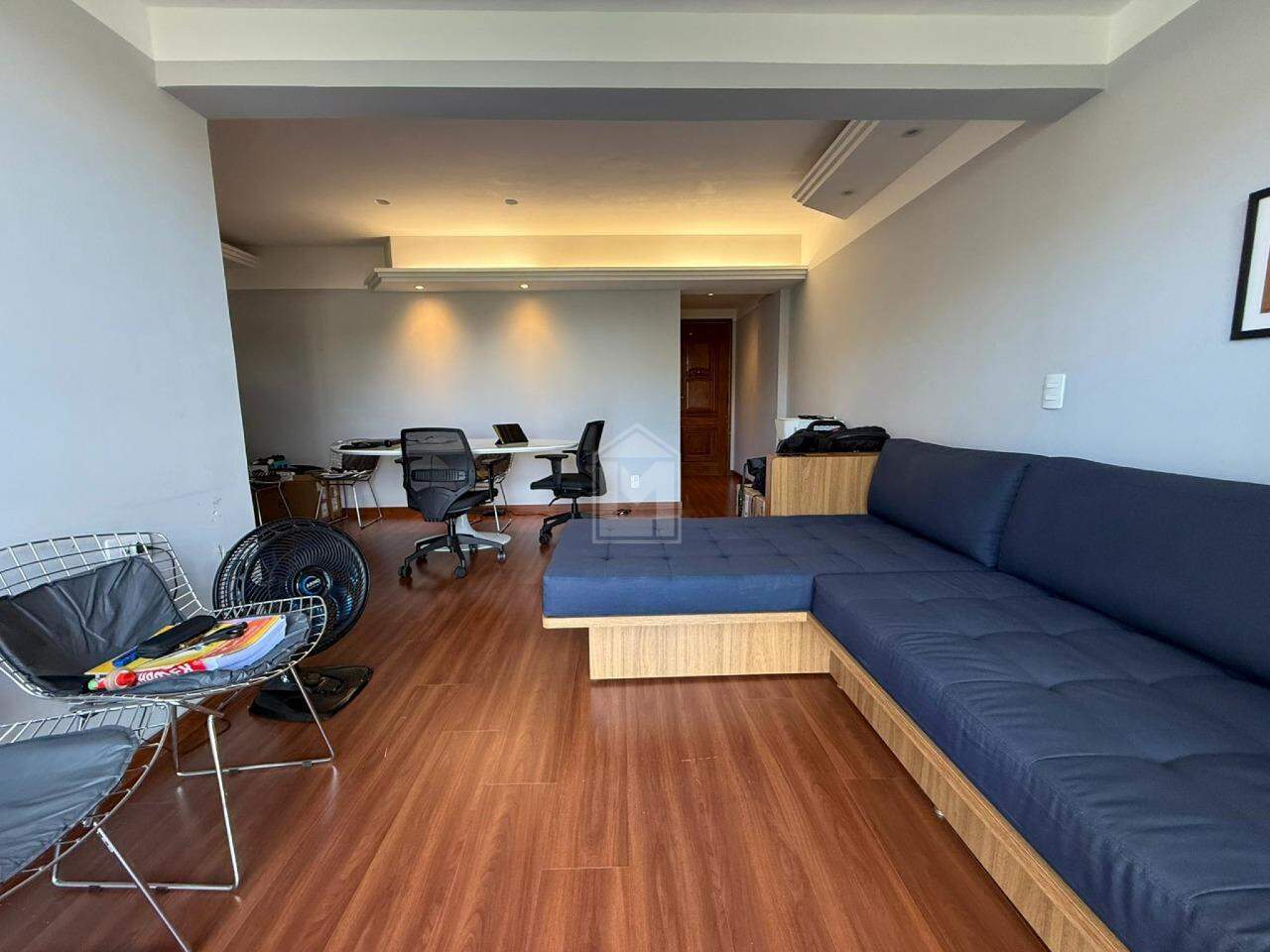 Apartamento à venda com 2 quartos, 90m² - Foto 1