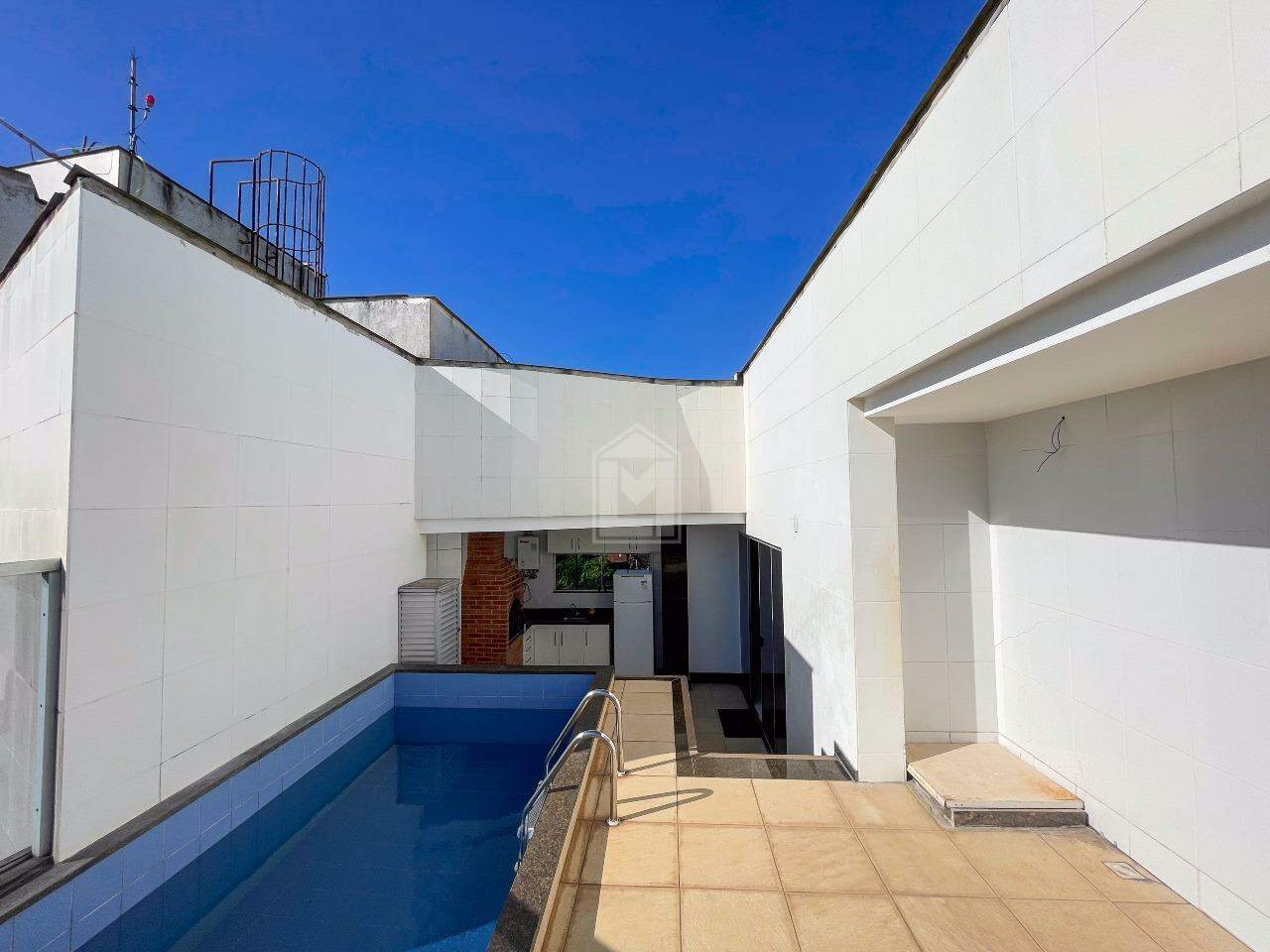 Cobertura à venda no Jardim Camburi: 