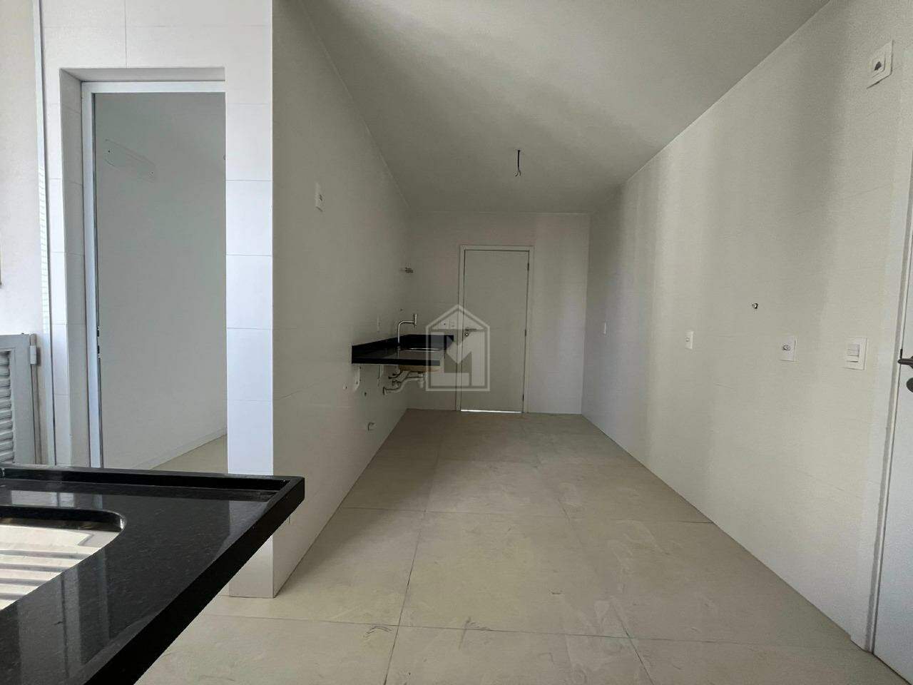 Apartamento à venda com 4 quartos, 137m² - Foto 10