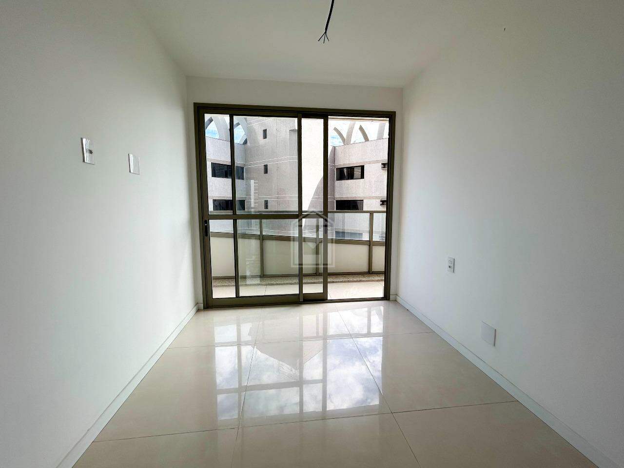 Apartamento à venda com 4 quartos, 137m² - Foto 16