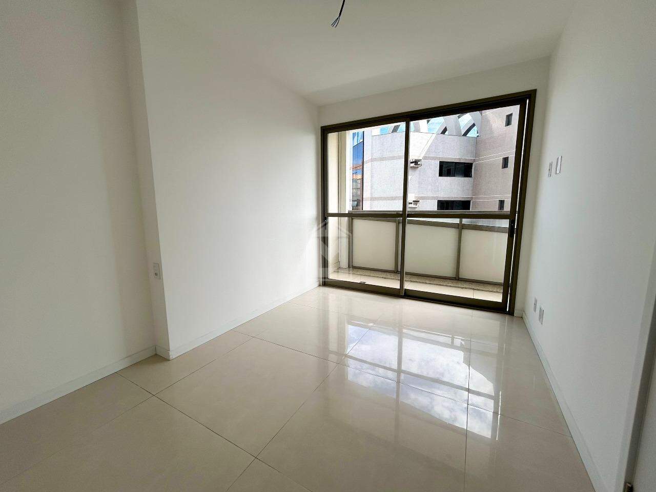 Apartamento à venda com 4 quartos, 137m² - Foto 17