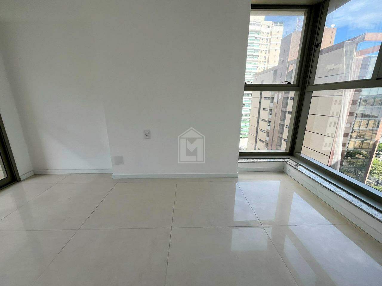 Apartamento à venda com 4 quartos, 137m² - Foto 18