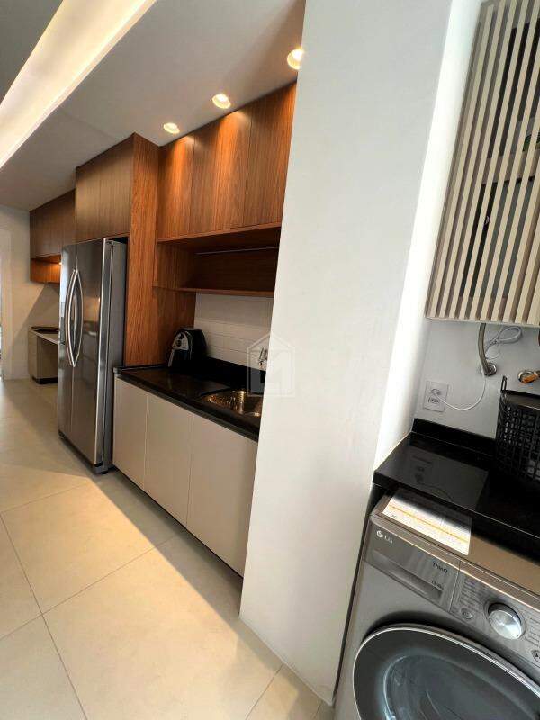 Apartamento à venda com 3 quartos, 110m² - Foto 7