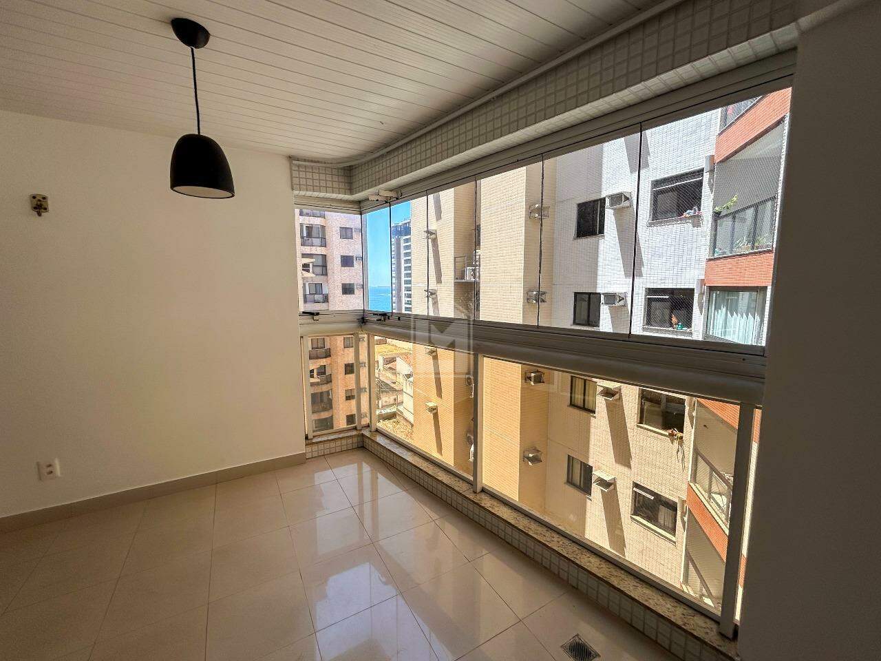 Apartamento à venda com 3 quartos, 130m² - Foto 3